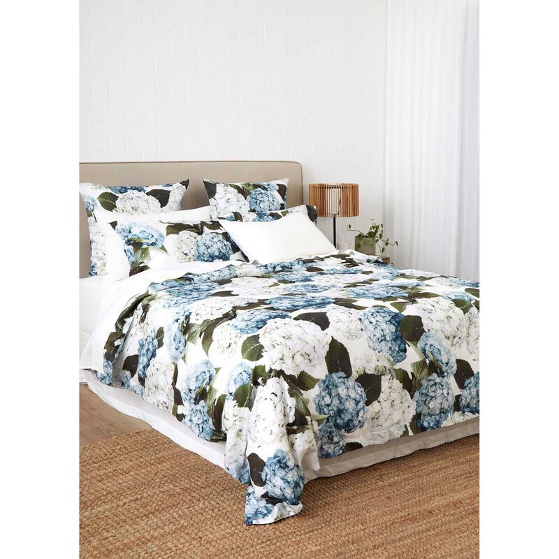 Wallace Cotton Beloved Hydrangea Duvet Set image number 2